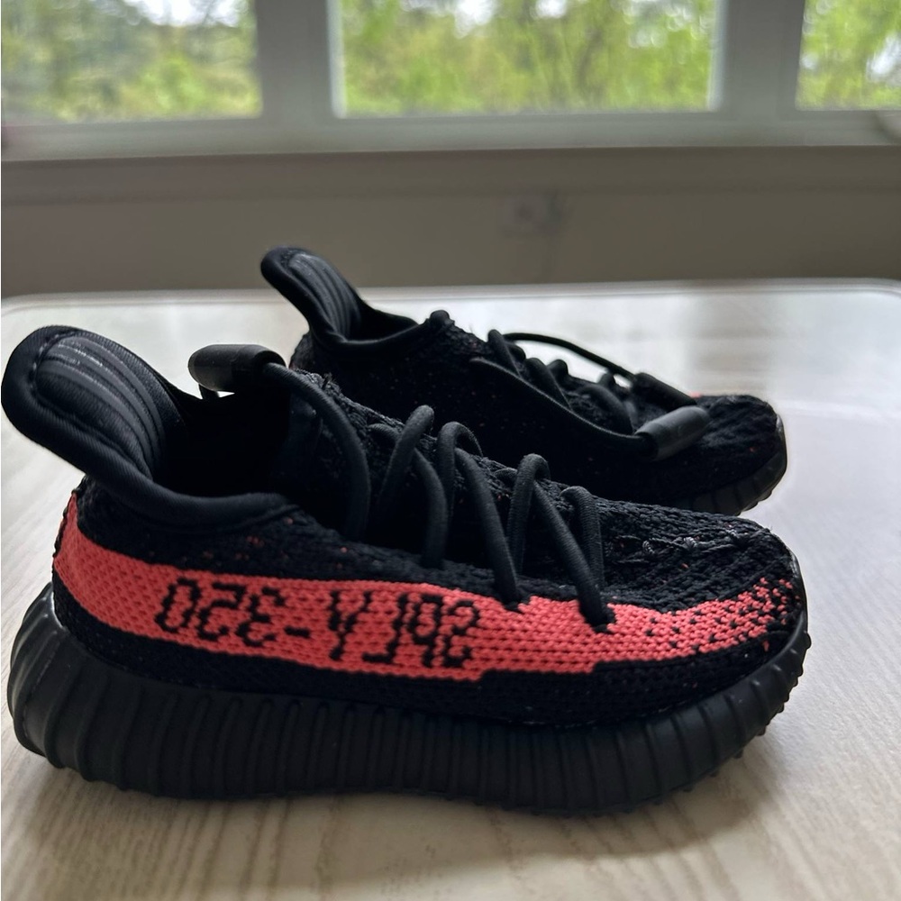 Yeezy Kids Sneakers Black and Pink